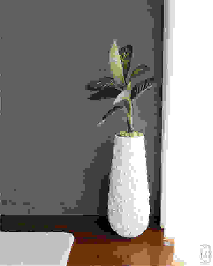 Salas de Jantar ByOriginal Plantar, Planta de casa, Vaso, Vaso de flores, Retângulo, Mesa, Madeira, Planta terrestre, Galho, Planta com flores