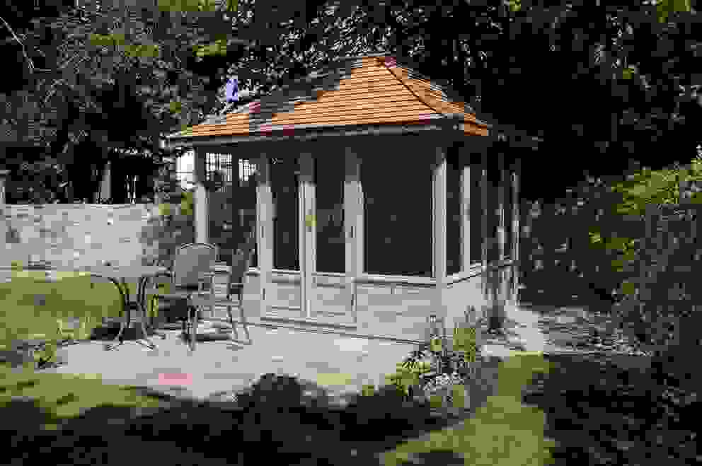 http://www.chelseasummerhouses.co.uk/ Chelsea Summerhouses Ltd Classic style garden cedar shingle,cedar summerhouse,garden summerhouse,garden building,home office,garden office,garden dining
