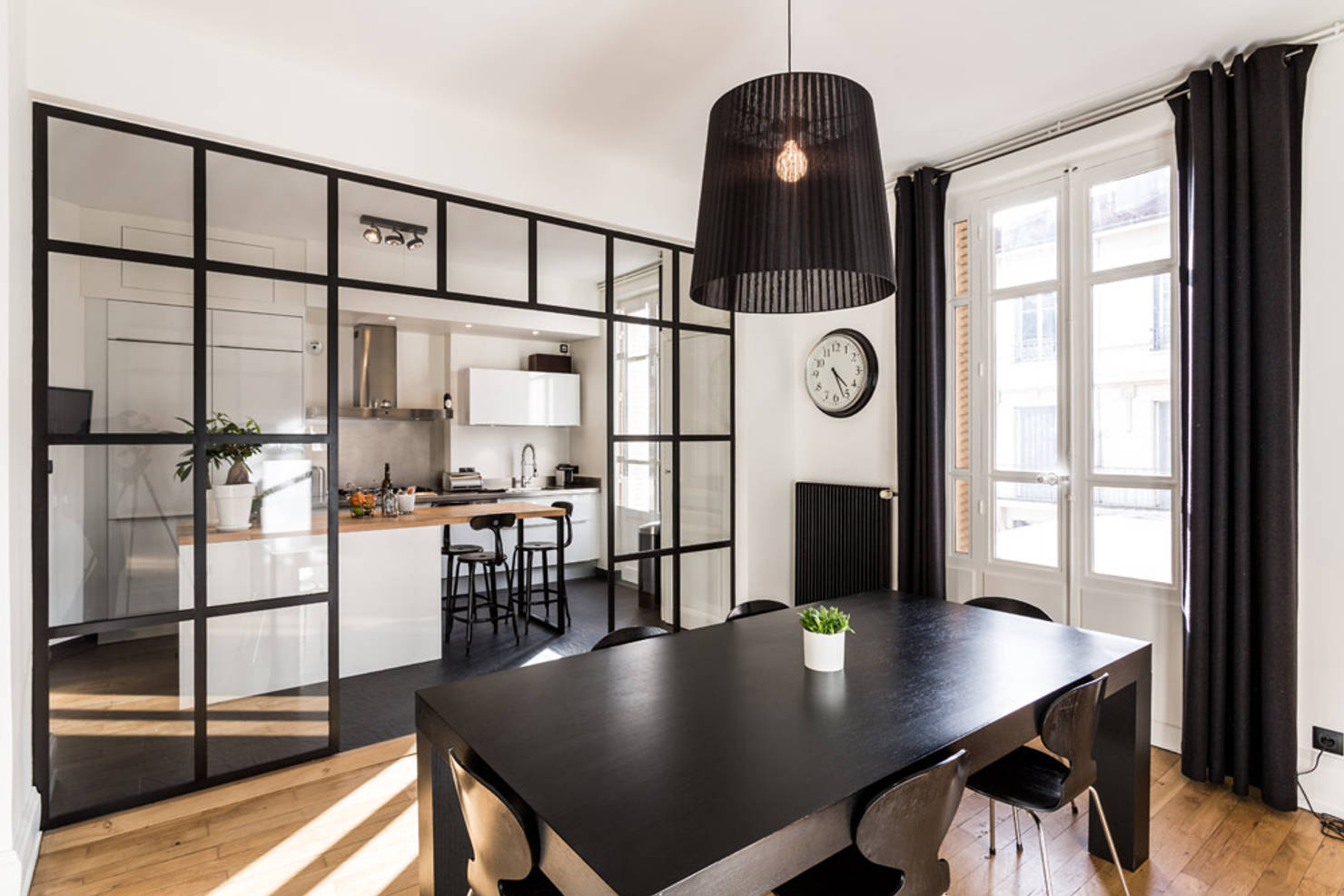 8 clever ways to separate your kitchen and living area