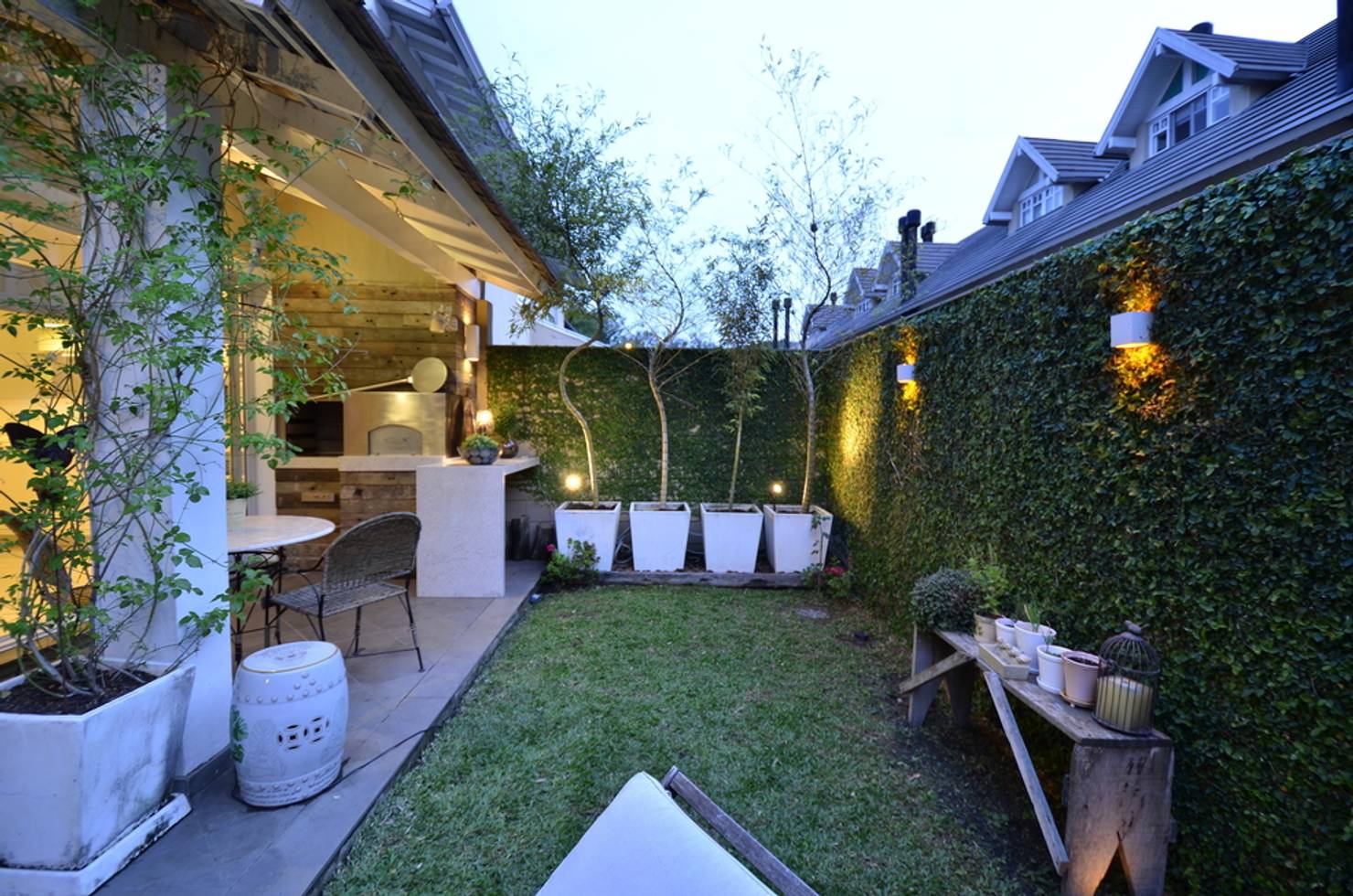27 ideas to make your small backyard cosy