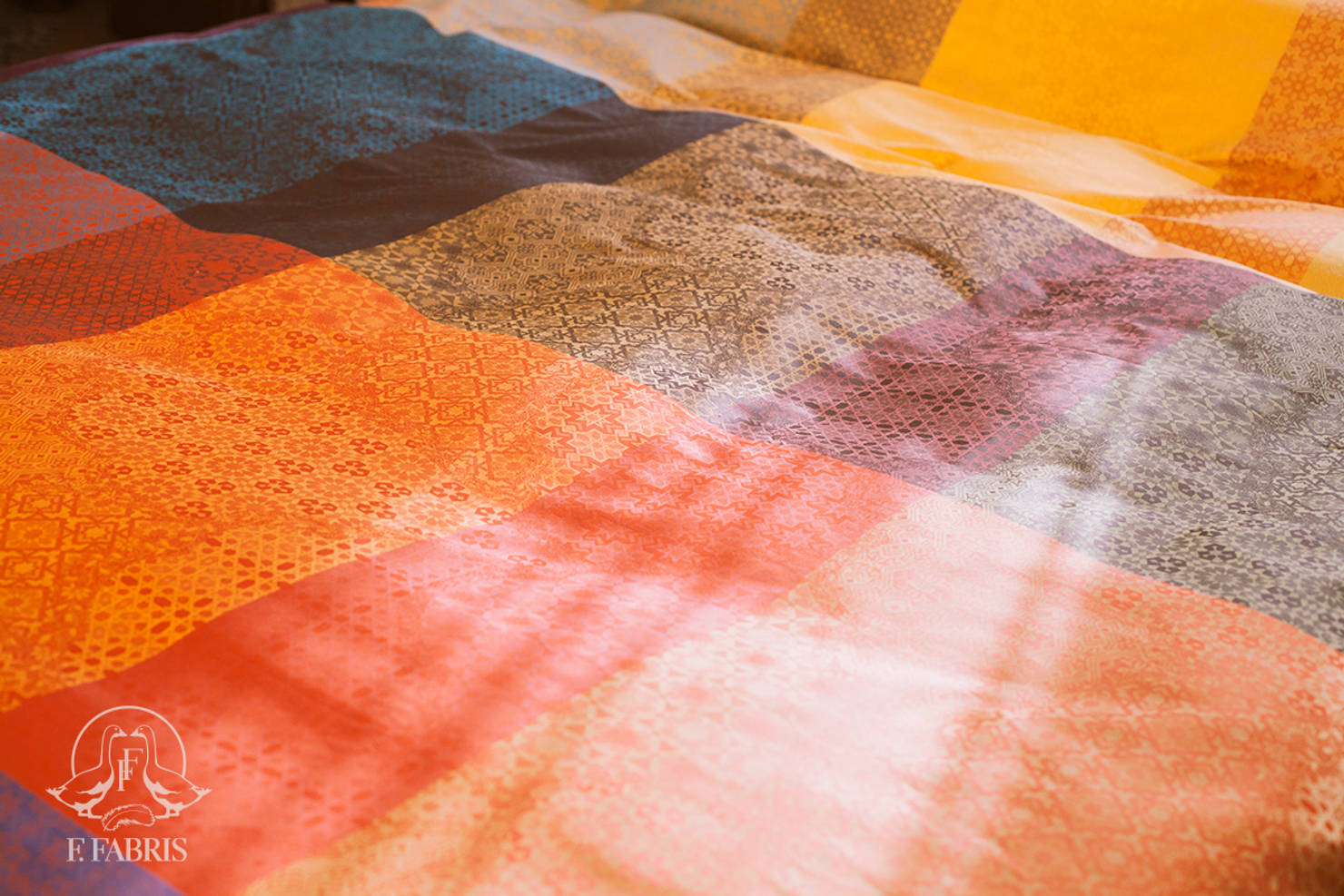 Как правильно постирать одеяло