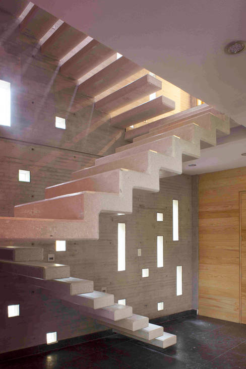 Escaleras de interior modernas para casas pequeñas y grandes