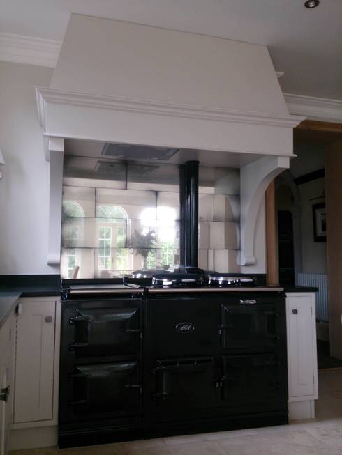 Kitchens By Mirrorworks The Antique Mirror Glass Company Homify Antique Mirror Glass Tiles For Aga Splashback Modern Kitchen By Mirrorworks The