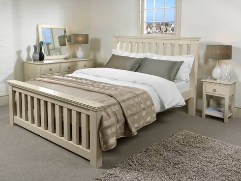 Some of our handcrafted bed designs by Revival Beds | homify Some of our handcrafted bed designs by Revival Beds | homify