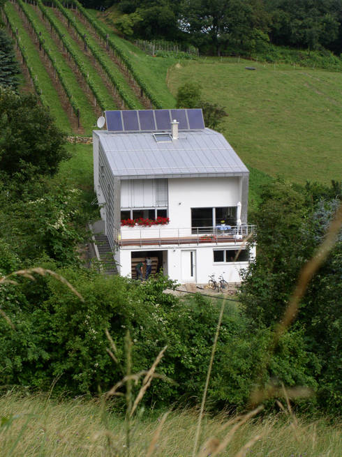 How to build a house on uneven land