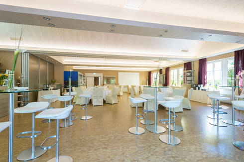 Renovierung in Johann Lafers Rosensaal von LOBA GmbH & Co. KG | homify Renovierung in Johann Lafers Rosensaal von LOBA GmbH & Co. KG | homify