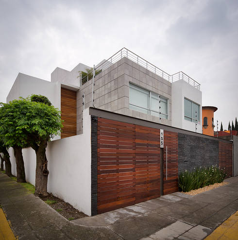  منازل تنفيذ Micheas Arquitectos