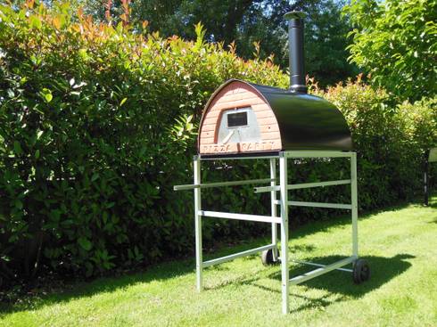 Pizzone forno a legna per 3 4 pizze par pizza party wood fired ... Forno a legna per taverna immagini
