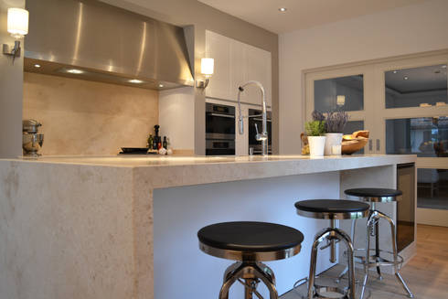 Eggersmann rahmenfront mattlack mit naturstein by wohn und ...