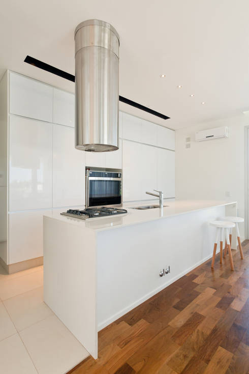 Muebles de cocina blancos, estéticos y funcionales Muebles de cocina blancos, estéticos y funcionales