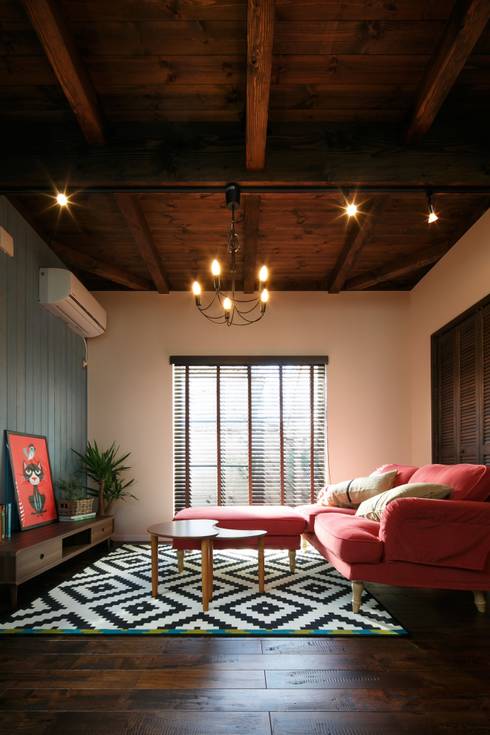  Desain Rumah Kayu Yang Sederhana Di Luar Modern Di Dalam 