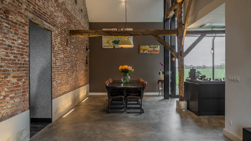 Renovatie sfeervolle woonboerderij met behoud van oude houten ... Renovatie sfeervolle woonboerderij met behoud van oude houten ...