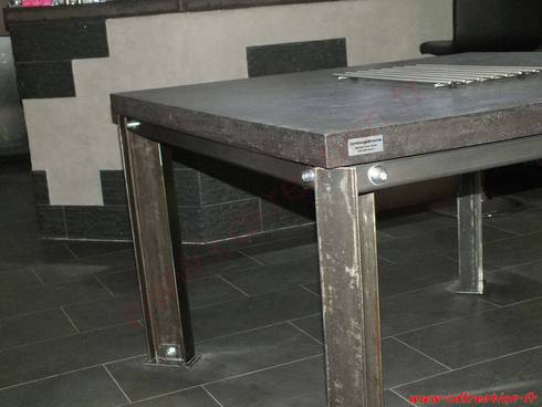 Table Carree Industrielle Pour Salle A Manger 14 00 4 Pieds Com