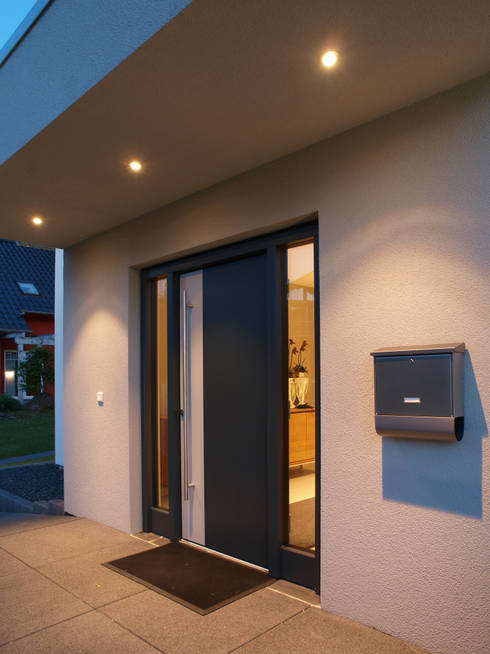 Musterhaus in Bad Vilbel by Schwabenhaus GmbH & Co. KG | homify Musterhaus in Bad Vilbel by Schwabenhaus GmbH & Co. KG | homify