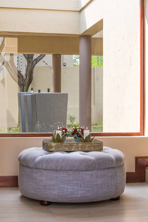Townhouse, JHB by Carne Interiors | homify Townhouse, JHB by Carne Interiors | homify