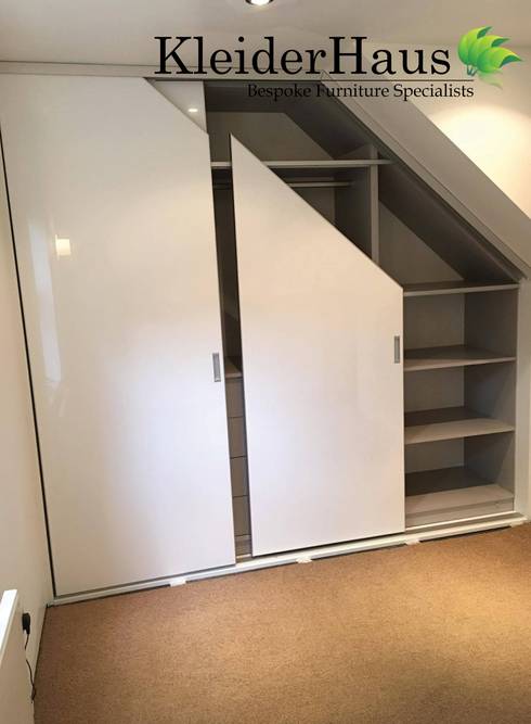 Fitted Sloping Ceiling Sliding Door Wardrobe By Kleiderhaus Ltd Homify Fitted Sloping Ceiling Sliding Door Wardrobe Modern Bedroom By Kleiderhaus Ltd