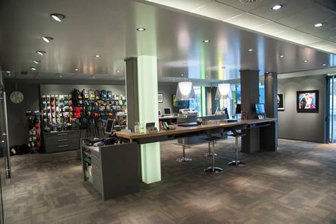 Winkel Foto Kuipers Apeldoorn von Klaaysen design B.V. | homify Winkel Foto Kuipers Apeldoorn von Klaaysen design B.V. | homify