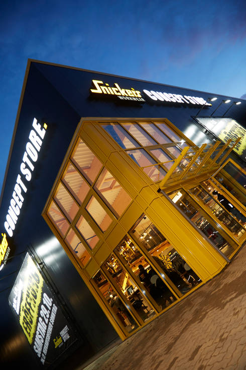 Snickers Workwear Store in Kaltenkirchen von bksn architektur ... Snickers Workwear Store in Kaltenkirchen von bksn architektur ...
