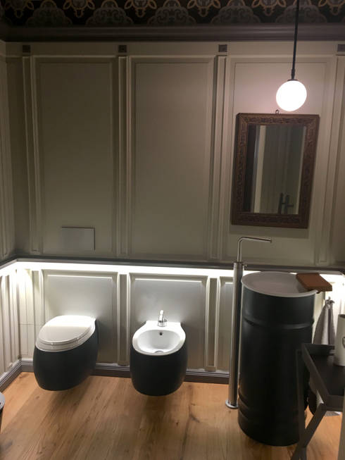Bagno con Boiserie di Studio di Architettura Emanuele Soldi | homify Bagno con Boiserie di Studio di Architettura Emanuele Soldi | homify