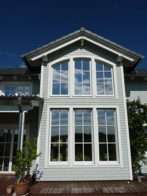 Holzhaus im amerikanischen Stil: Haus Georgia von Skan-Hus GmbH | homify Holzhaus im amerikanischen Stil: Haus Georgia von Skan-Hus GmbH | homify