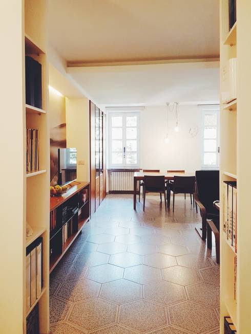 https://images.homify.com/c_fill,f_auto,q_auto,w_490/v1506499977/p/photo/image/2244543/smellof.design_living_2.jpg