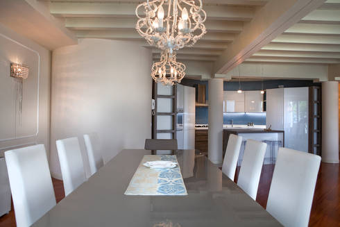 Cucina su misura e zona living von Fab Arredamenti su Misura | homify Cucina su misura e zona living von Fab Arredamenti su Misura | homify