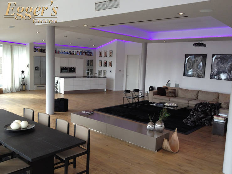 Dormitorios de estilo  de Egger`s  Einrichten, Ecléctico   