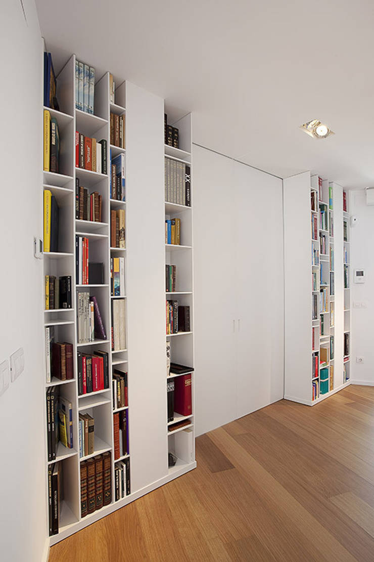  Вітальня by Laura Yerpes Estudio de Interiorismo