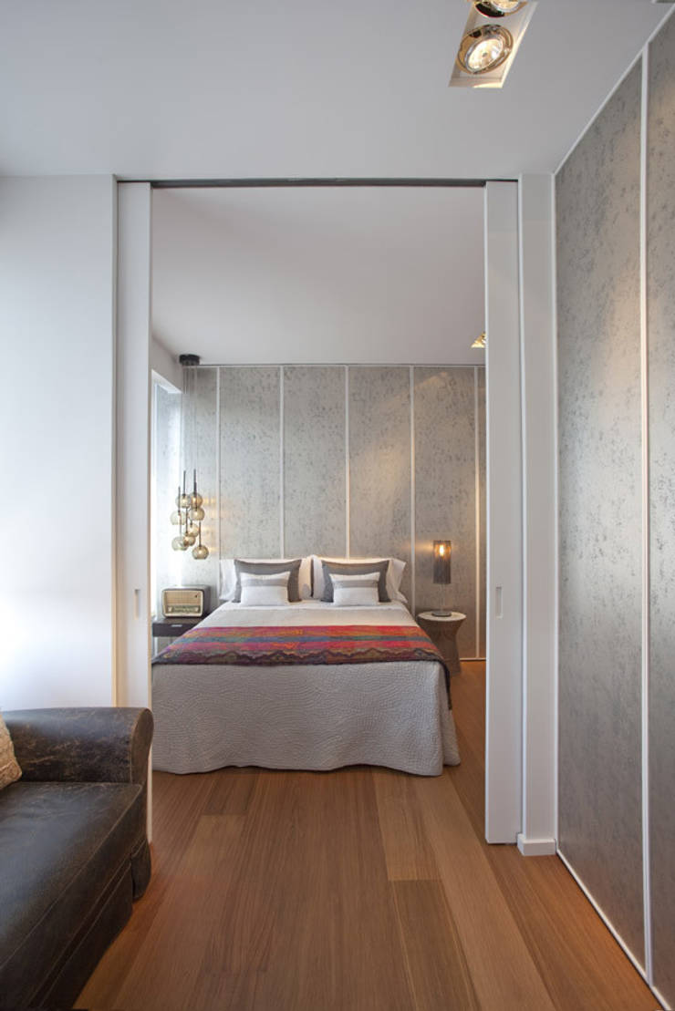  Спальня by Laura Yerpes Estudio de Interiorismo