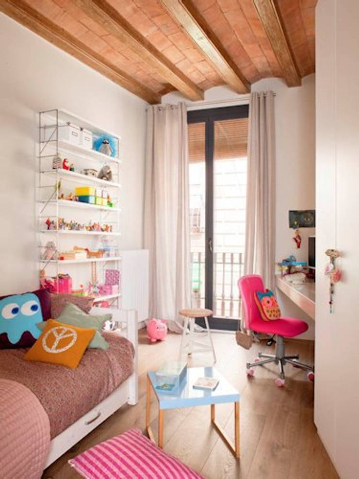  Nursery/kid’s room by The Room Studio