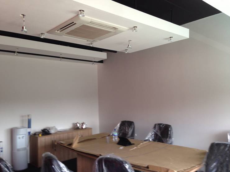 Meeting Room With Floating Ceiling Rafts Von Lancashire