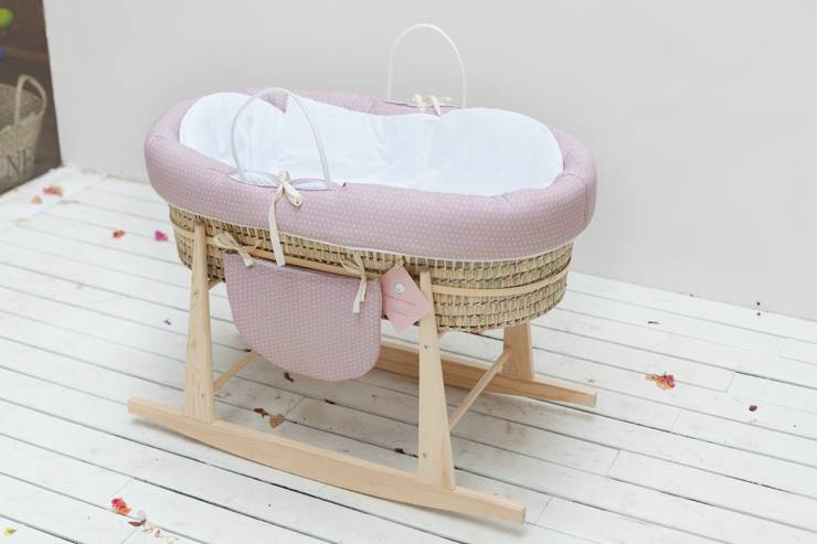 Culle per neonati: piccoli nidi damore Immagini di culle per bambini