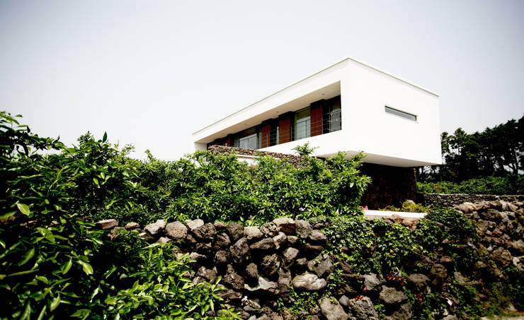 STONE WALL HOUSE 제주 돌담집 by HBA-rchitects | homify