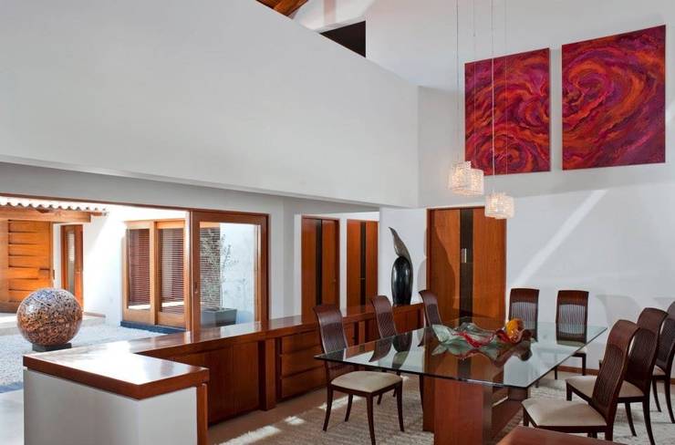  Phòng ăn by Taller Luis Esquinca