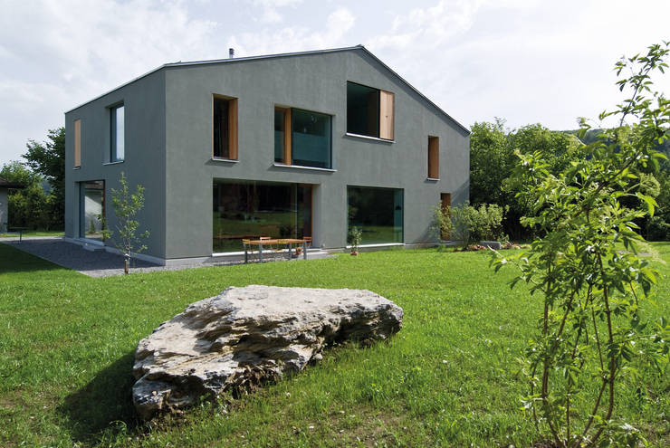  Houses by Halle 58 Architekten