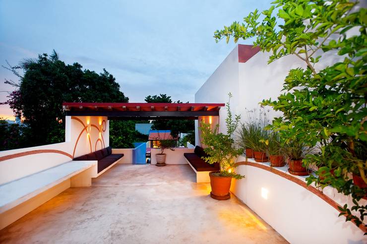  Hiên, sân thượng by Taller Estilo Arquitectura