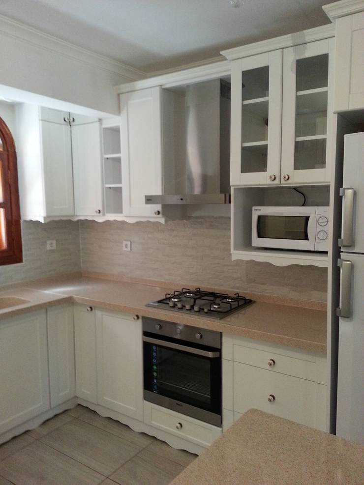  الممر والمدخل تنفيذ EDMİMARLIK INTERIOR STUDIO