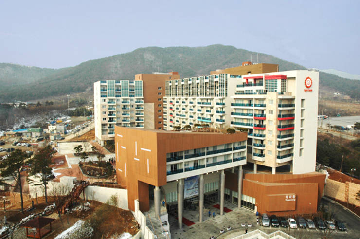 덕산 스파캐슬 II by 나우동인건축사사무소 | homify