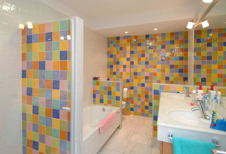 10 estupendas combinaciones de azulejos de baño