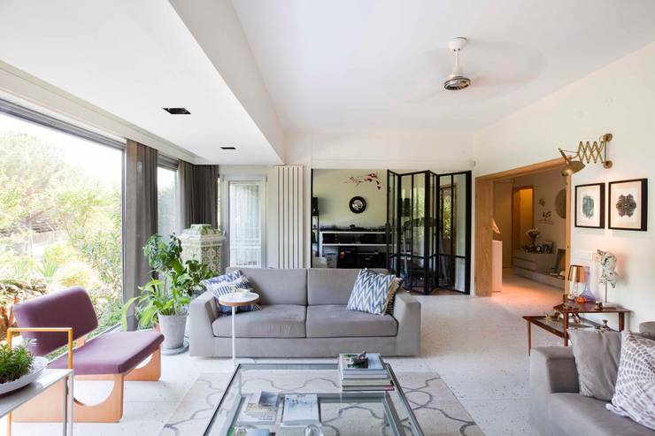  Ruang Keluarga by HANDE KOKSAL INTERIORS