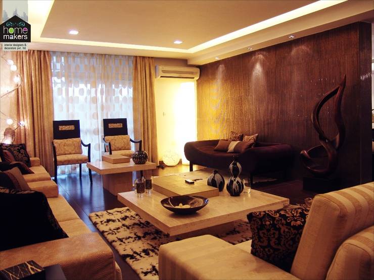  غرفة المعيشة تنفيذ home makers interior designers & decorators pvt. ltd.