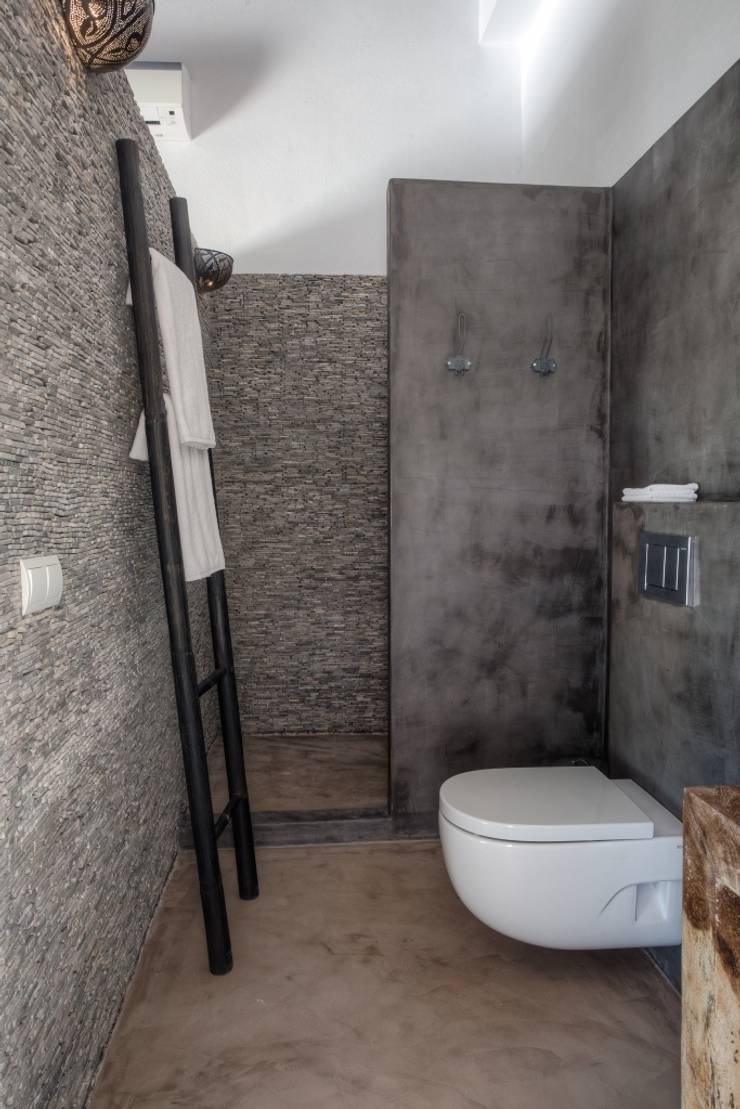 Ibiza Style:  Badkamer door Kabaz