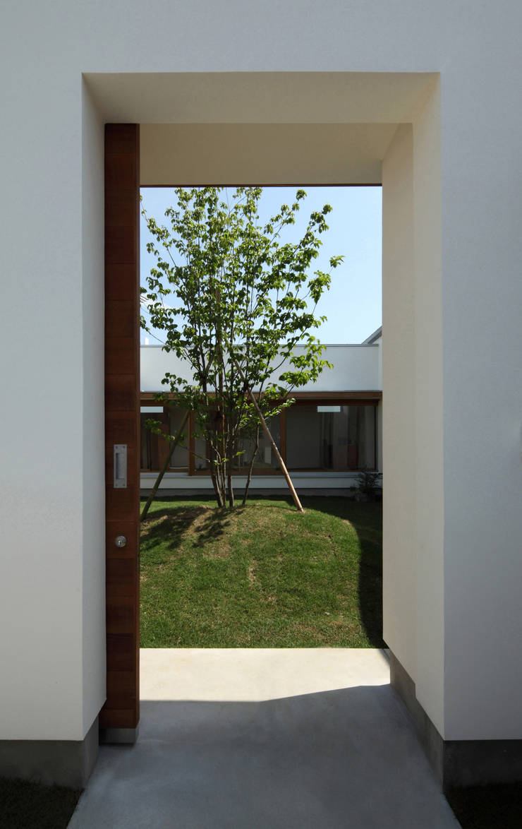 Jardines de estilo  por 松原建築計画 / Matsubara Architect Design Office