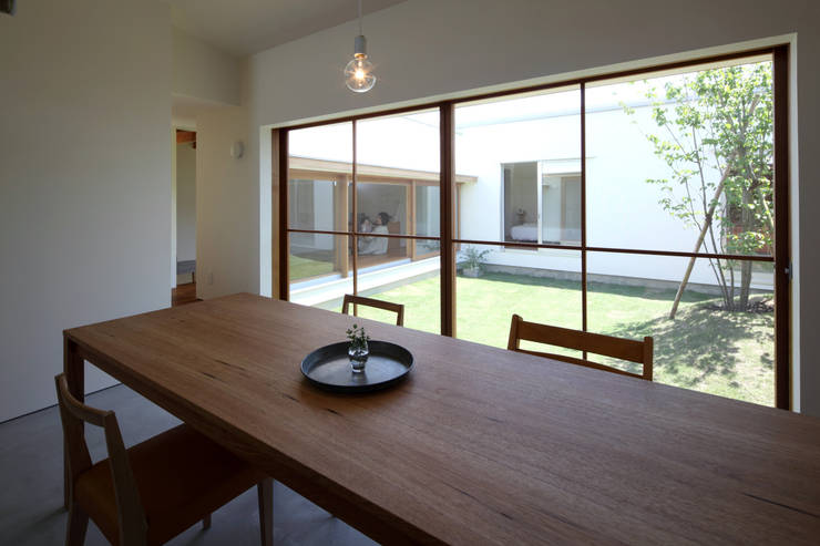 Jardines de estilo  por 松原建築計画 / Matsubara Architect Design Office