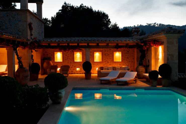 Piscinas de estilo  por guido anacker photographie