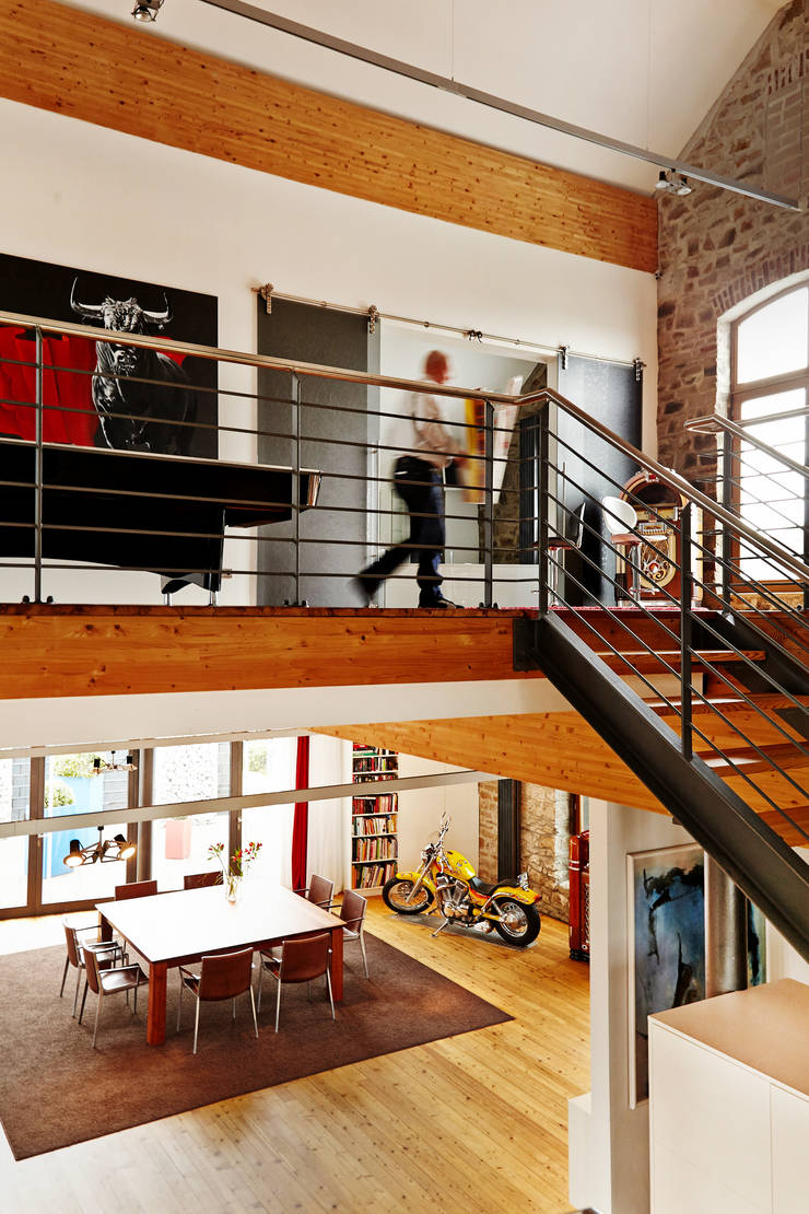 Pasillos y vestíbulos de estilo  por guido anacker photographie