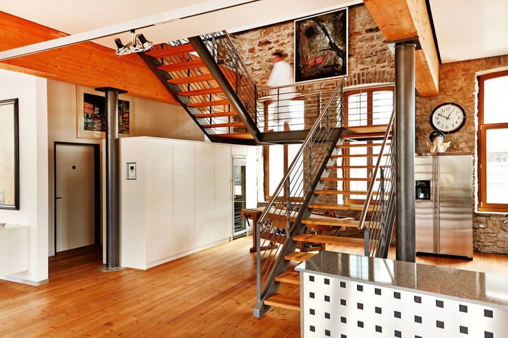 Pasillos y vestíbulos de estilo  por guido anacker photographie