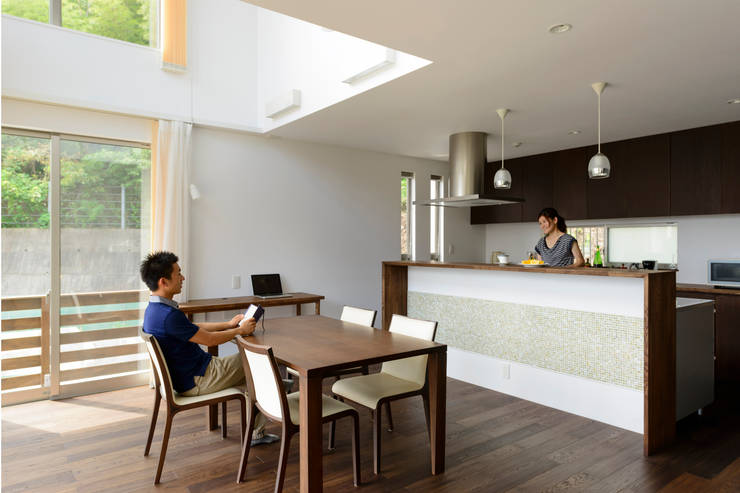  Dining room by H建築スタジオ