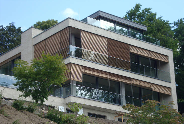 Erweiterung und energetische Sanierung einer 60er Jahre Villa in