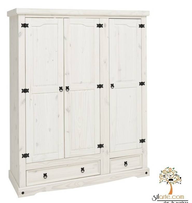 Armario rústico en madera maciza de Silarte Muebles Rústicos | homify